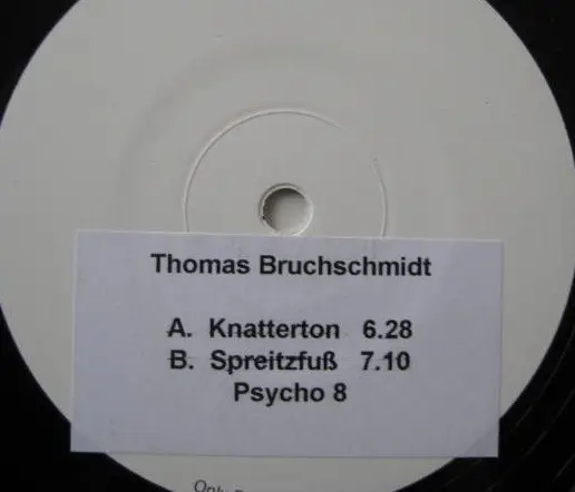 Knatterton / Spreitzfuß
