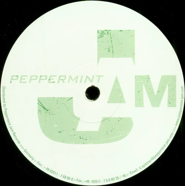 Album cover for No More New Drugs! by Gigantor