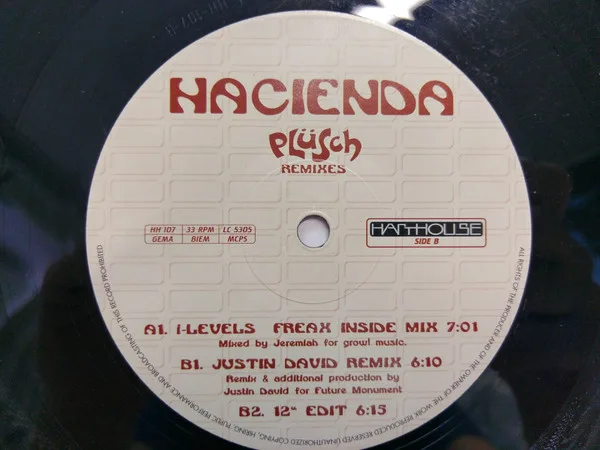 Album cover for Plüsch (Remixes) by Hacienda