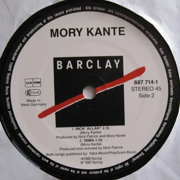 Album cover for Tama by Mory Kanté