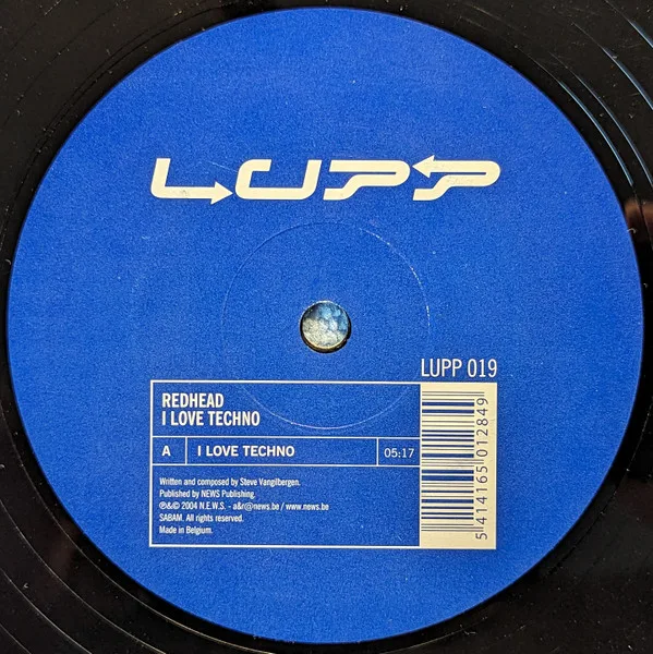 Album cover for I ♥ Techno by Redhead