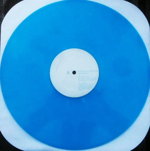 Album cover for Mikrofonform by Kinderzimmer Productions