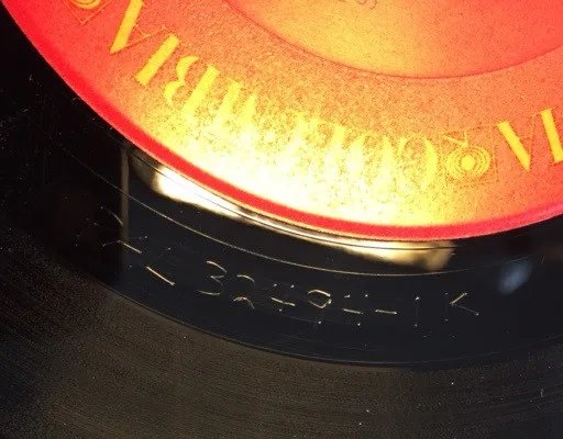 Album cover for Mysterious Traveller by Weather Report