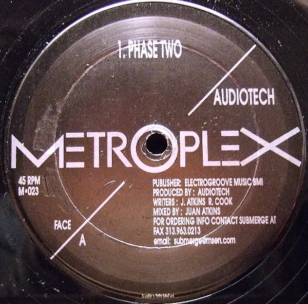 Audio Tech - Phase Two, Electronic, Electro, Techno, 1995 - Metroplex, US, Vinyl 1x 12", 45 RPM