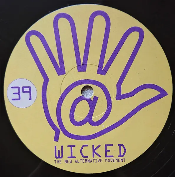 Album cover for Relax by Sisma DJ