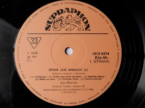 Album cover for Zpívá Jan Werich 2 by Jan Werich