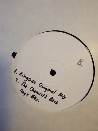 Album cover for Keep Comin' by Kingsize (21)