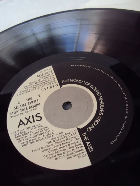 Album cover for The Lovable Muppets Of Sesame Street by Sesame Street