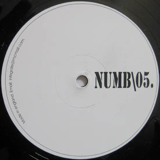 Rumenige - Numb 5, Electronic, Industrial, Techno, 2000 - Numb, UK, Vinyl 1x 12"
