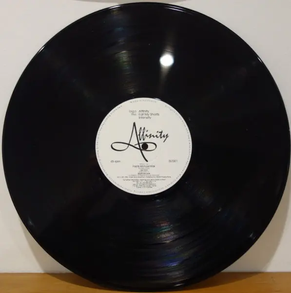 Affinity (5) - Affinity, Electronic, Happy Hardcore, 1996 - Bizerk Records, Australia, Vinyl 1x 12", 45 RPM