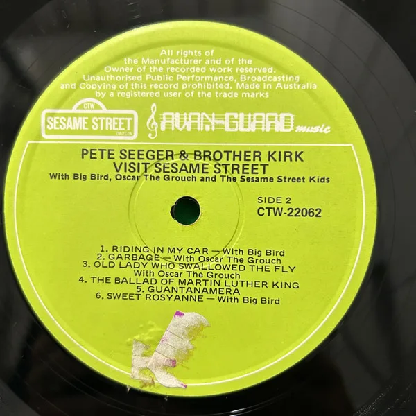 Pete Seeger & Brother Kirk Visit Sesame Street