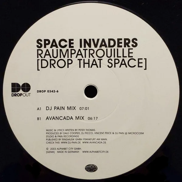 Album cover for Raumpatrouille (Drop That Space) by Space Invaders (3)