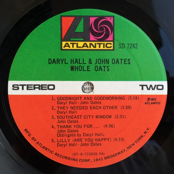 Album cover for Whole Oats by Daryl Hall & John Oates