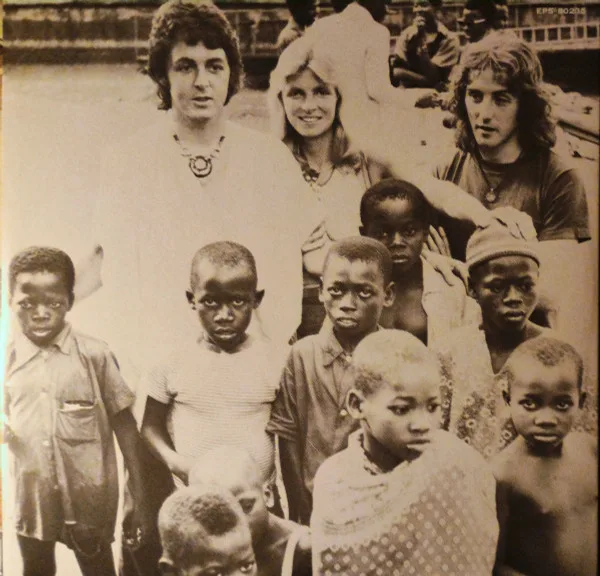 Album cover for Band On The Run = バンド・オン・ザ・ラン by Wings (2) = Wings (2)