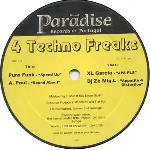 4 Techno Freaks
