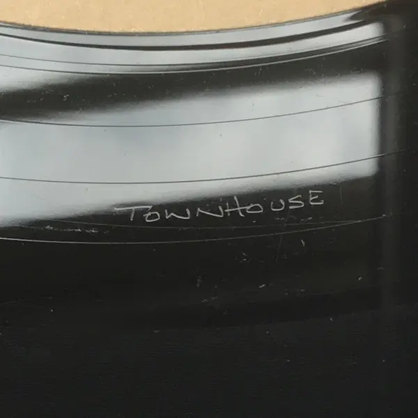 M|A|R|R|S - Pump Up The Volume, Electronic, House, 1987 - 4AD, UK, Vinyl 1x 12", 45 RPM, Single Colour labels
