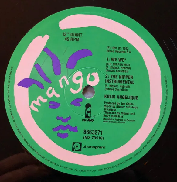 Album cover for Wé-Wé by Angélique Kidjo