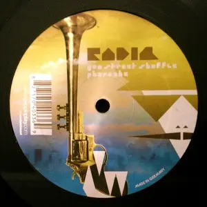 RADIQ - Gun Street Shuffle, Electronic, House, Tech House, 2011 - Musique Risquée, Canada, Vinyl 1x 12"