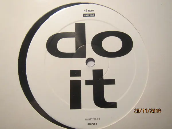 DJ Darren Briais Vs. Peewee Ferris - Do It, Electronic, Euro House, 1996 - Dance Pool, Australia, Vinyl 1x 12", 45 RPM, Promo