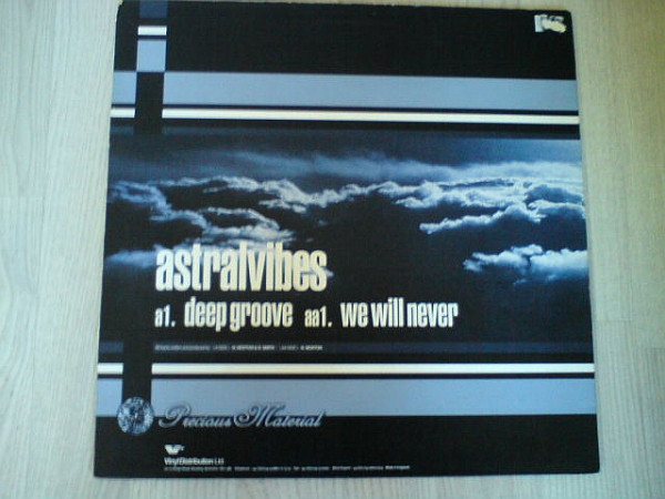Astral Vibes - Deep Groove / We Will Never - 1996 - Deep House, Drum n Bass - Precious Material - Vinyl 1x 12", 45 RPM